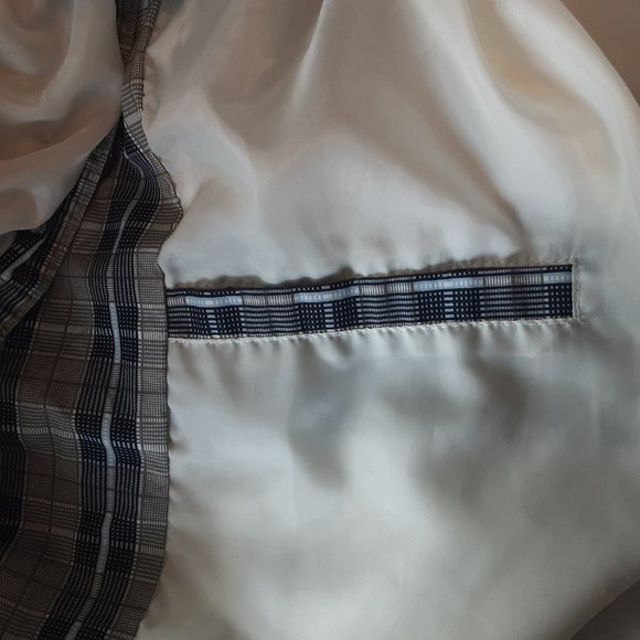 XNTRIK Cotton Short Trench | Taupe & Blue Plaid, L - Picture 13 of 15